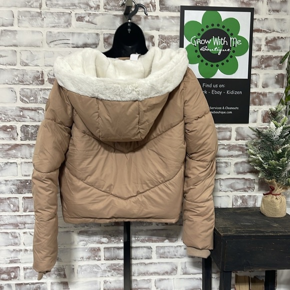 Hollister ultimate puffer collection small - Picture 3 of 5